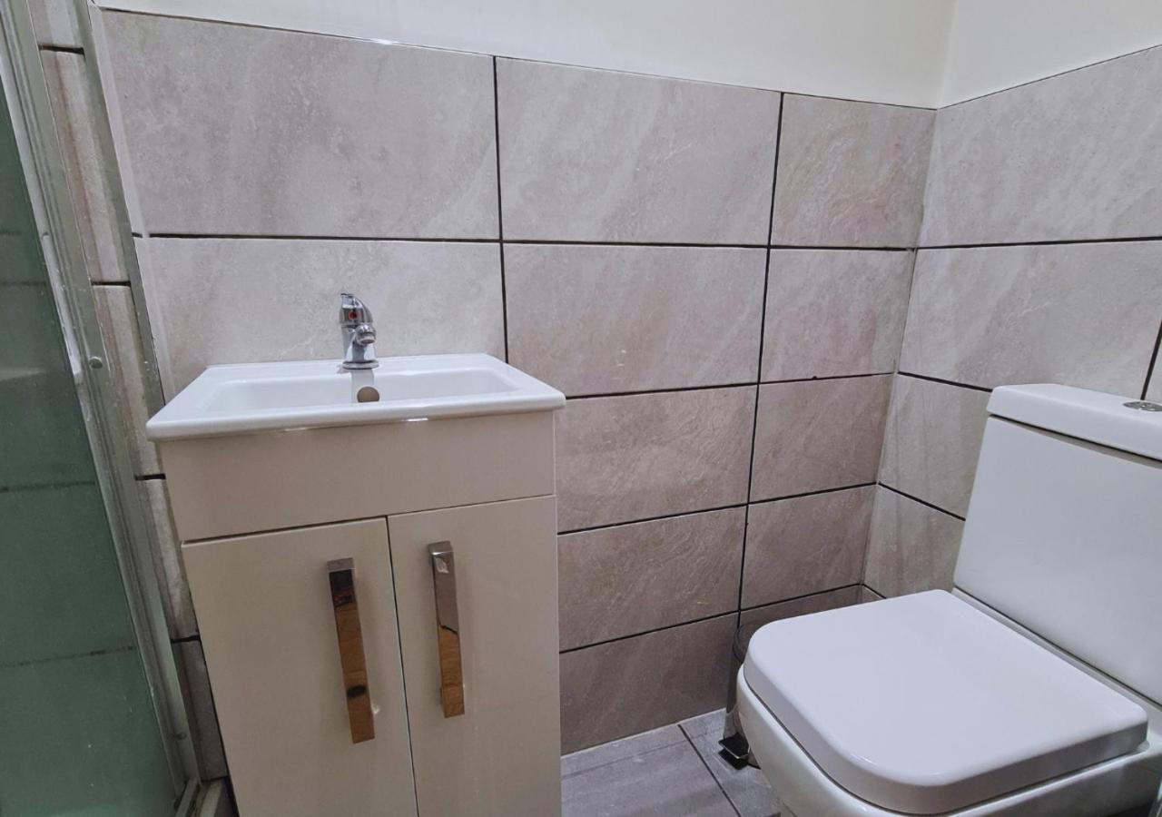 Modern 2 Bedroom Apartment In Peckham London Exterior photo